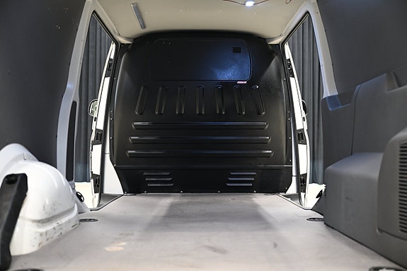 Volkswagen Transporter 9 of 28