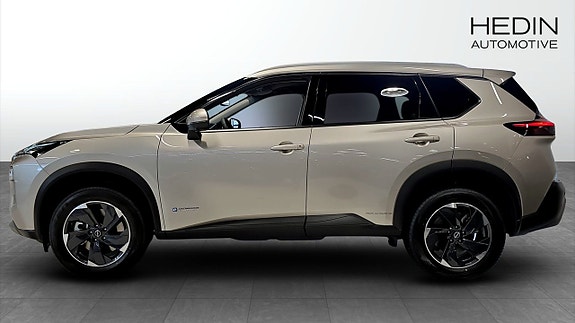 Nissan X-Trail 6 of 16