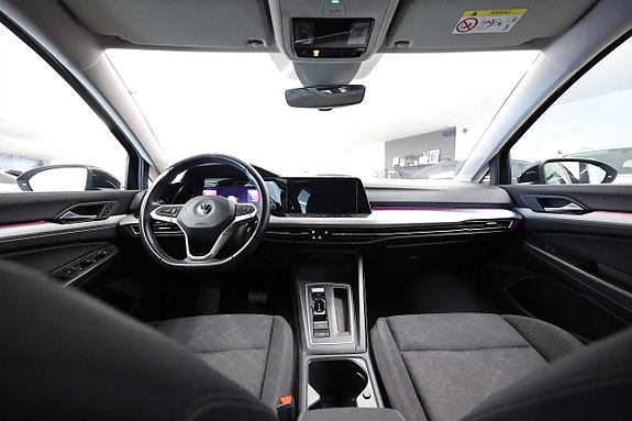 Volkswagen Golf VIII 11 of 19