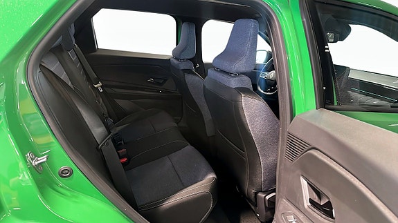 Renault 5 E-Tech 5 of 13