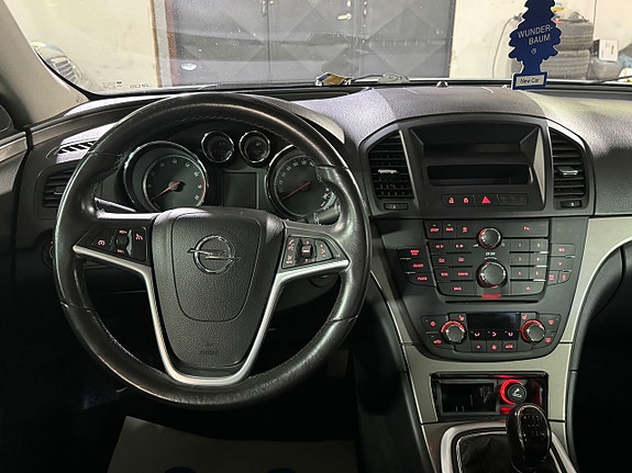 Opel Insignia 12 of 14