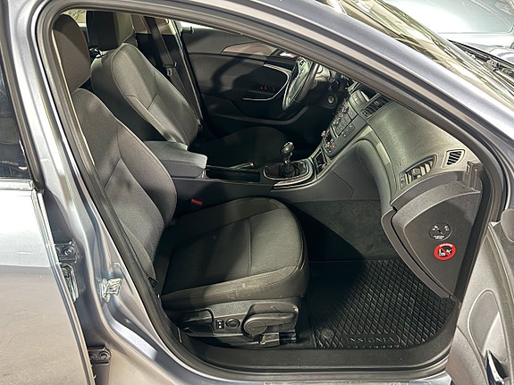 Opel Insignia 8 of 14