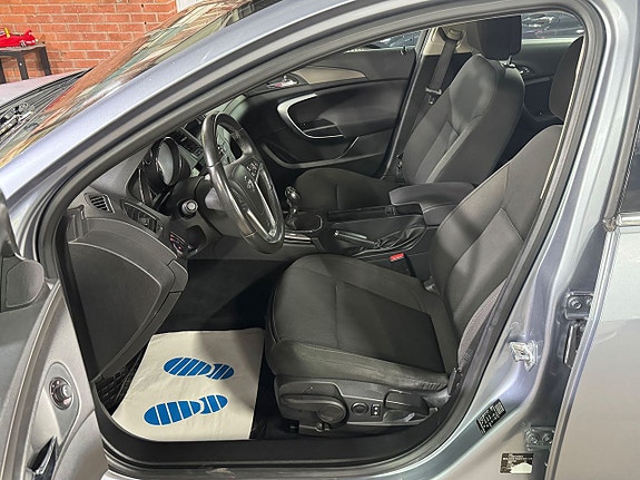 Opel Insignia 9 of 14