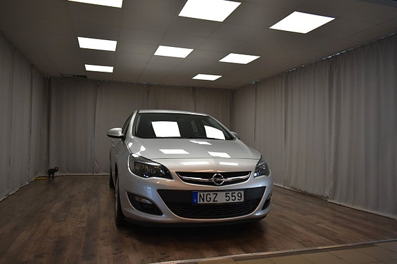 Opel Astra 8 of 21
