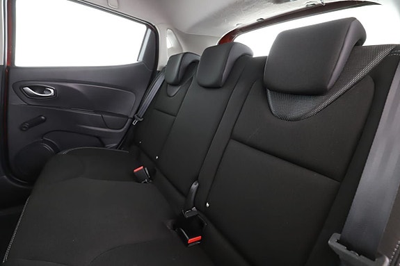 Renault Clio 15 of 27