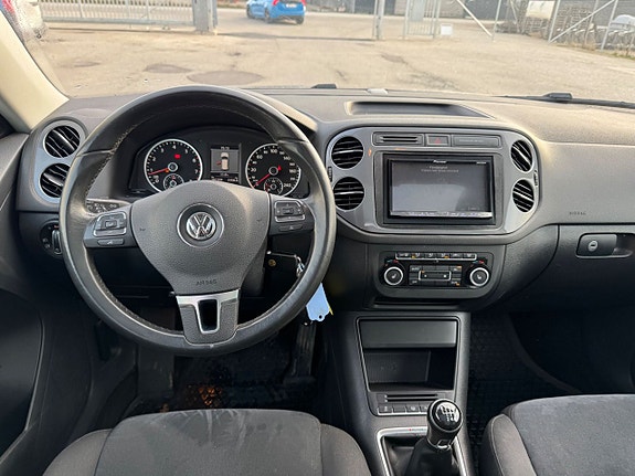 Volkswagen Tiguan 9 of 11