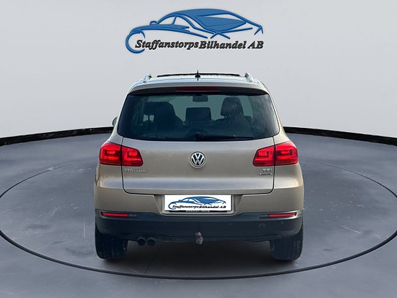 Volkswagen Tiguan 8 of 11