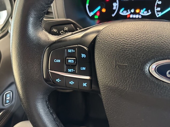 Ford Transit Custom 18 of 19