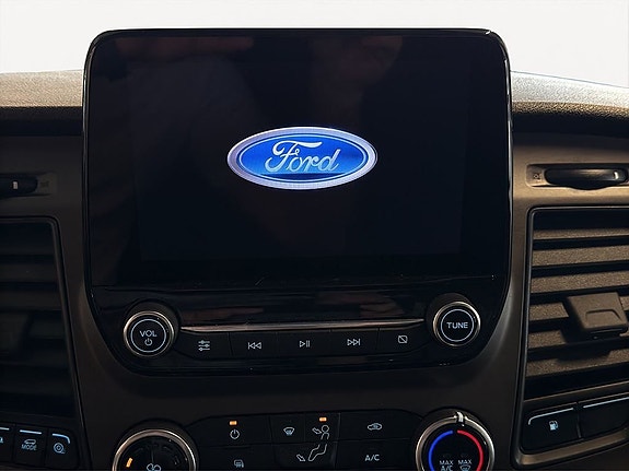 Ford Transit Custom 13 of 19