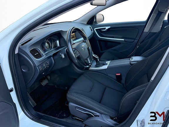 Volvo S60 9 of 14