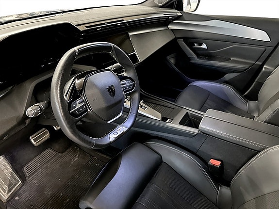 Peugeot 408 7 of 16