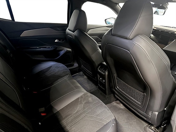 Peugeot 408 9 of 16