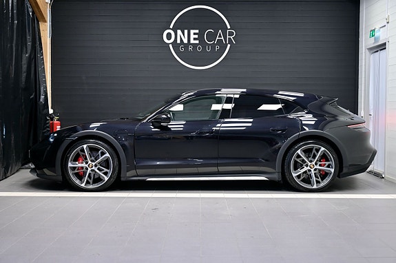 Porsche Taycan 4 of 25