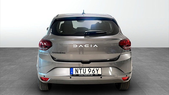 Dacia Sandero 7 of 12