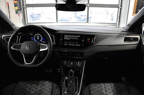 Volkswagen Taigo 11 of 25