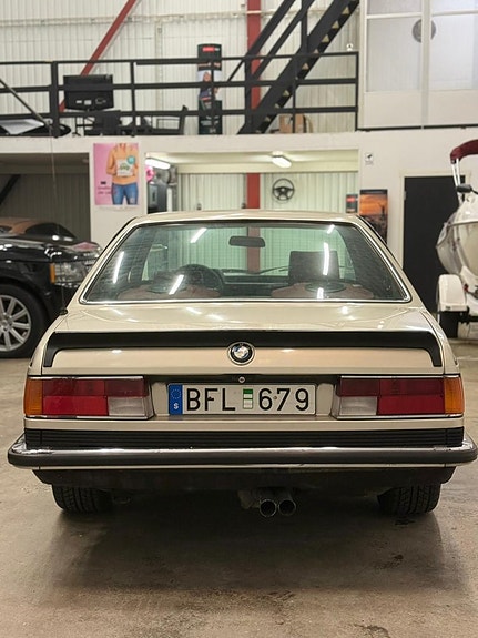 BMW 635 11 of 21