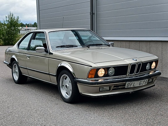 BMW 635 2 of 5