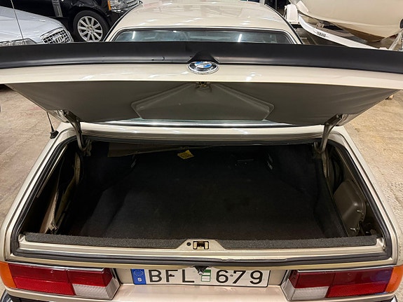 BMW 635 17 of 21