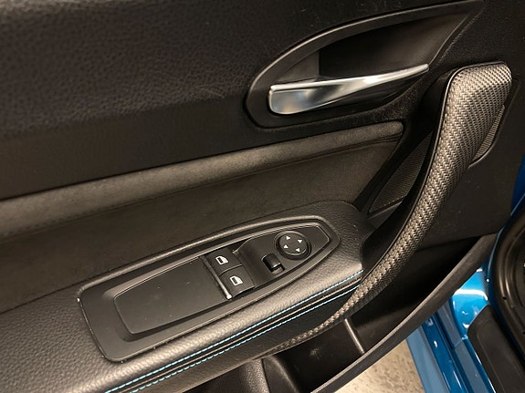 BMW M2 12 of 18