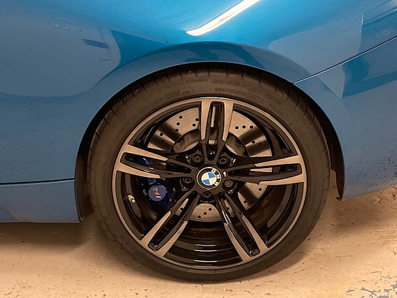 BMW M2 9 of 18