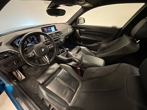BMW M2 10 of 18