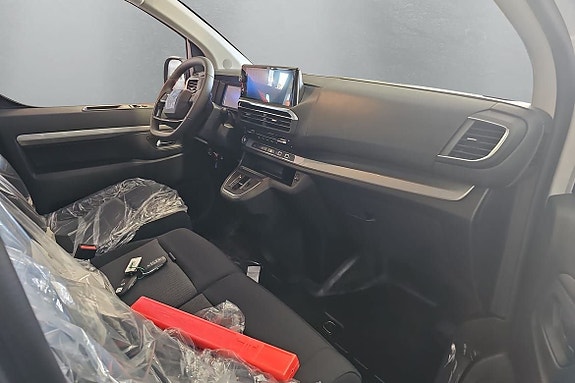 Opel Vivaro 5 of 5