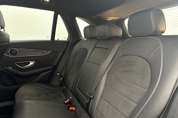 Mercedes-Benz GLC350 e 16 of 30
