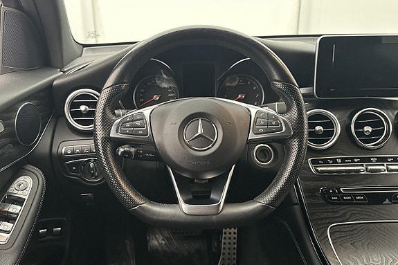 Mercedes-Benz GLC350 e 18 of 30