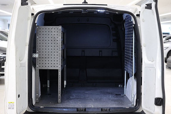Volkswagen Caddy 9 of 17
