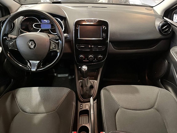 Renault Clio 13 of 14