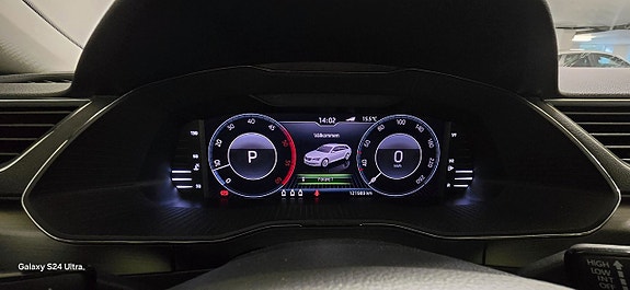 Skoda Superb 11 of 14