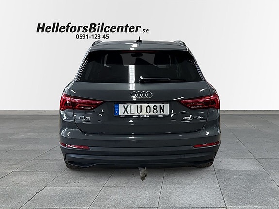 Audi Q3 8 of 30