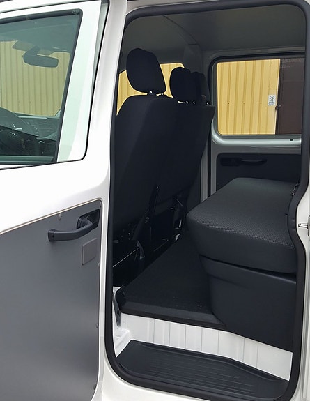 Volkswagen Transporter 6 of 18