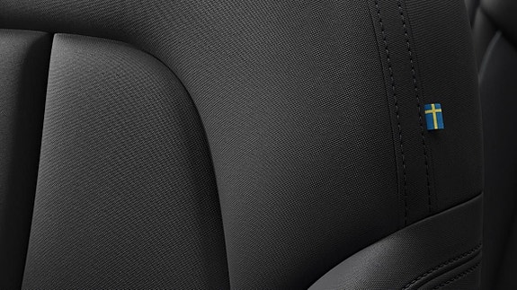 Volvo XC40 14 of 17