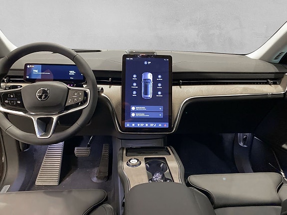 Volvo EX90 5 of 11