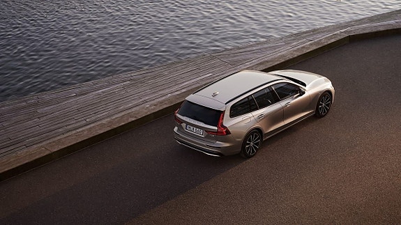 Volvo V60 8 of 17