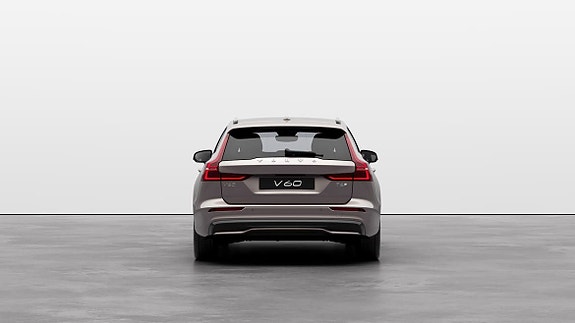 Volvo V60 3 of 17