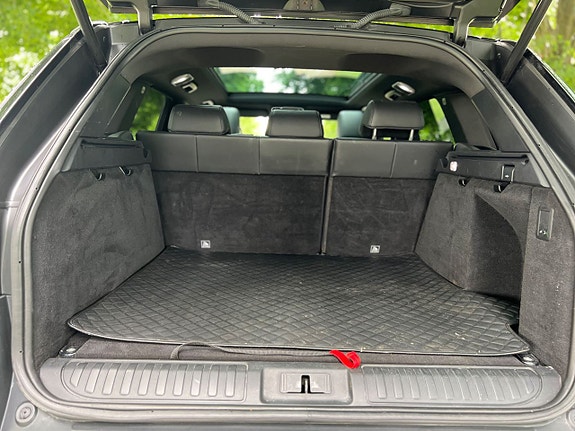 Land Rover Range Rover Sport 14 of 21