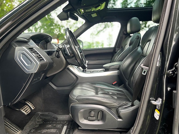 Land Rover Range Rover Sport 13 of 21