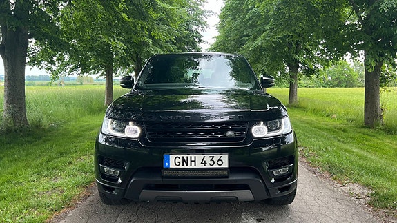 Land Rover Range Rover Sport 2 of 5