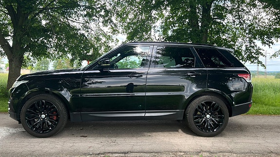 Land Rover Range Rover Sport 7 of 21