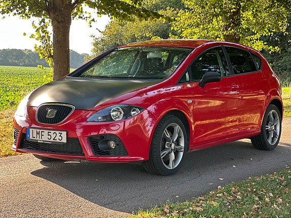 Seat Leon 2 of 5