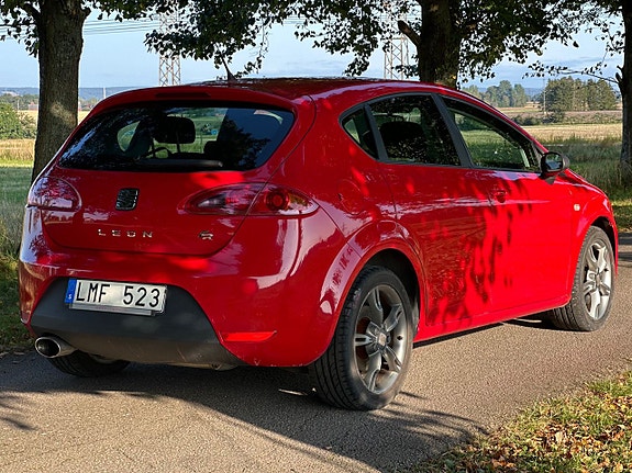 Seat Leon 3 of 5