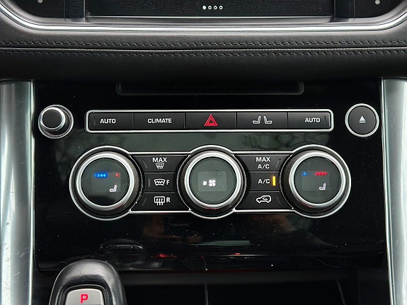 Land Rover Range Rover Sport 20 of 30