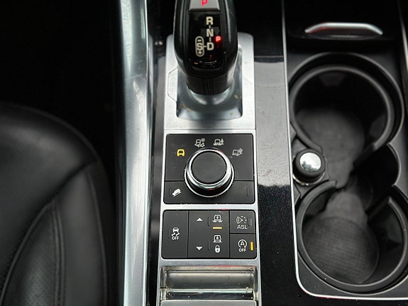 Land Rover Range Rover Sport 29 of 30
