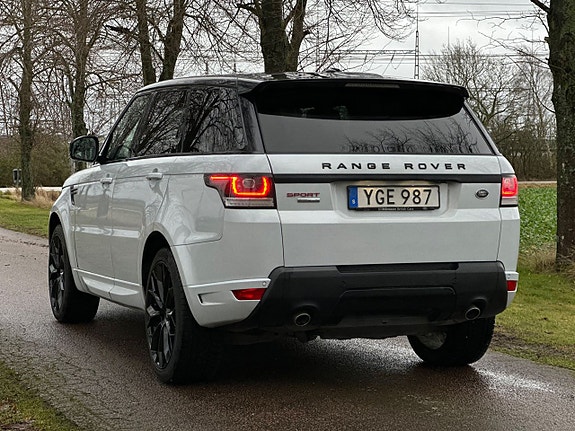 Land Rover Range Rover Sport 4 of 5