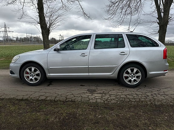 Skoda Octavia RS 7 of 15