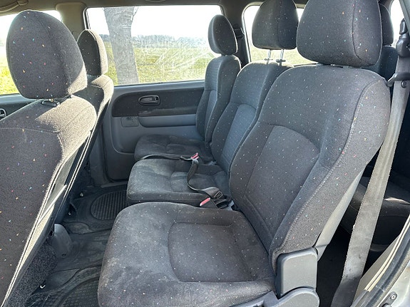 Hyundai Trajet 14 of 18