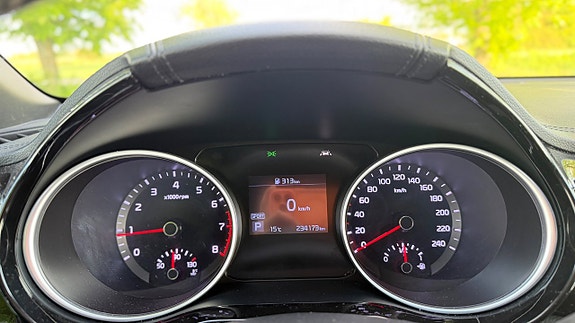 Kia Ceed 25 of 25