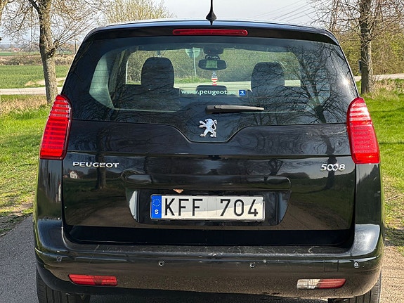 Peugeot 5008 5 of 5